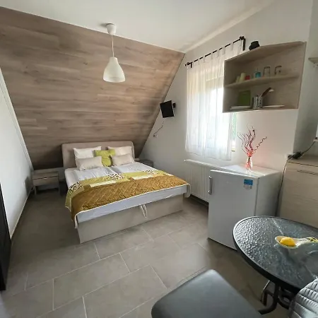 New Beachapartman Vendégház *